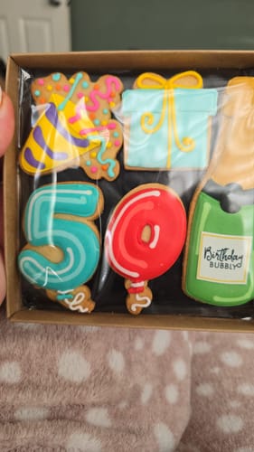 Customer photo review of Birthday Balloon Biscuit Box