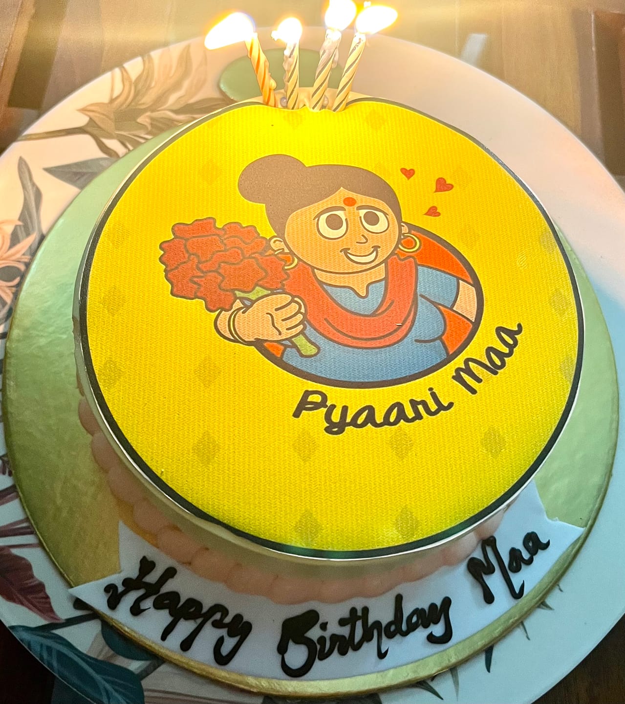 Customer photo review of Pyaari Maa Theme Cake