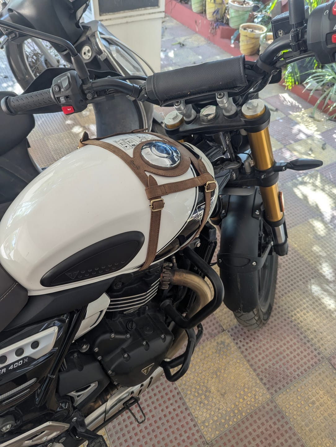 Customer photo review of tank strap right side fuel inlet