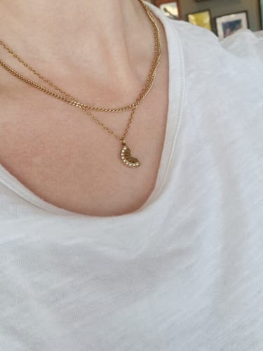 Customer photo review of Watermelon Necklace gold