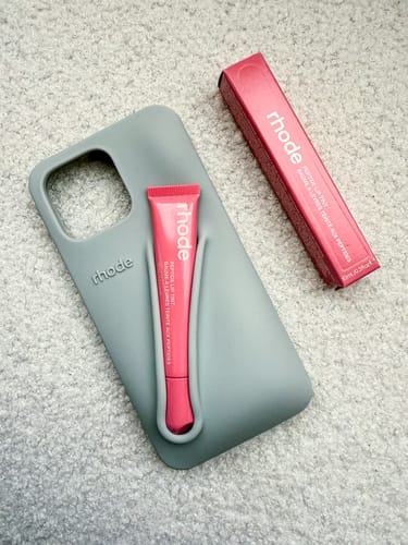 Customer photo review of lip case (GREY)