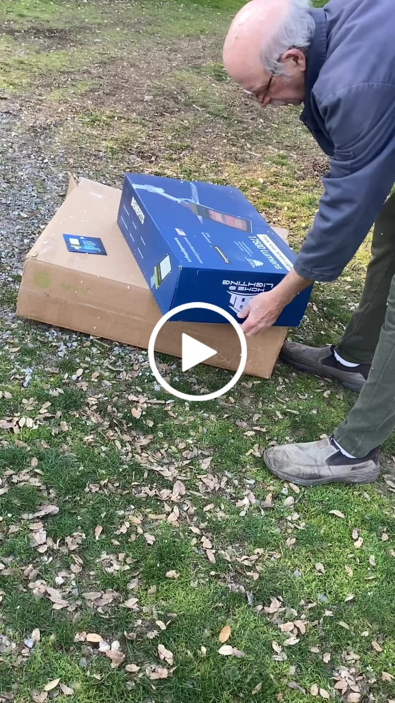 Customer video review of 175W Solar Street Light 17500 Lumens