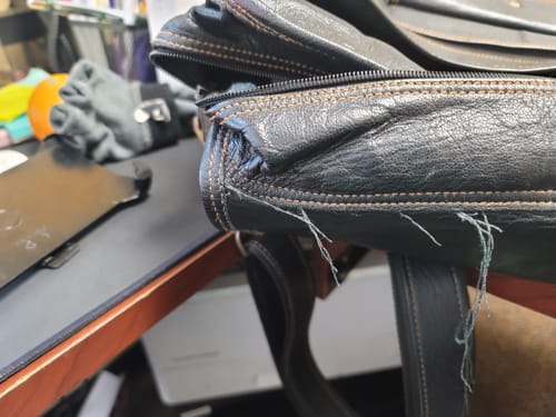 Customer photo review of The Adventurer Leather Laptop Bag - XLarge (Black)