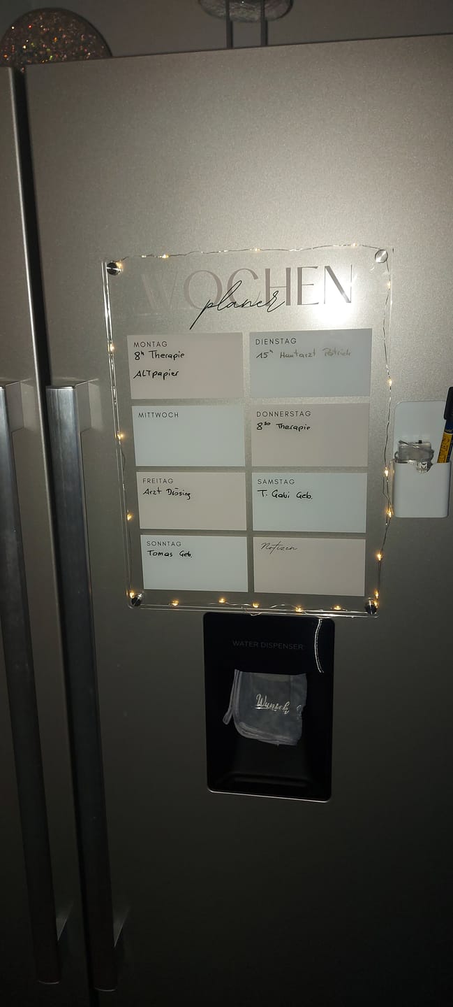 Customer photo review of Kühlschrankplaner in beige "Woche Hochkant"