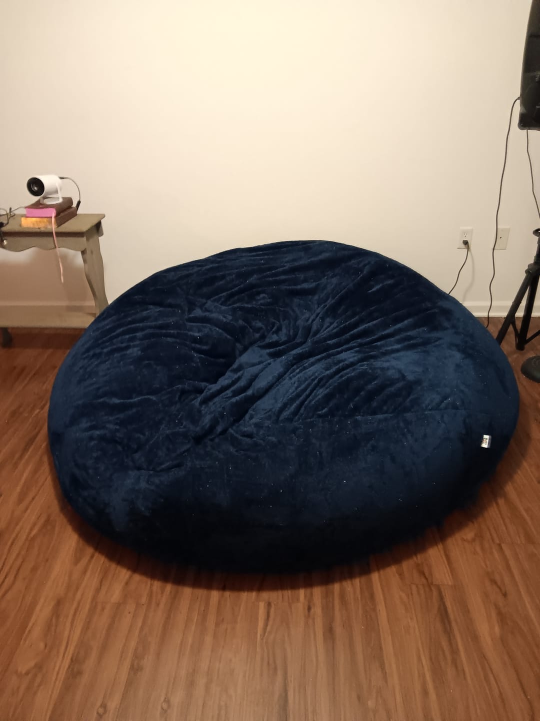 Customer photo review of Giant 7ft Fur Bean Bag ( Beans are included)