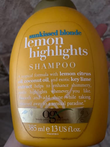 Customer photo review of OGX Lemon Highlights Shampoo 385ml