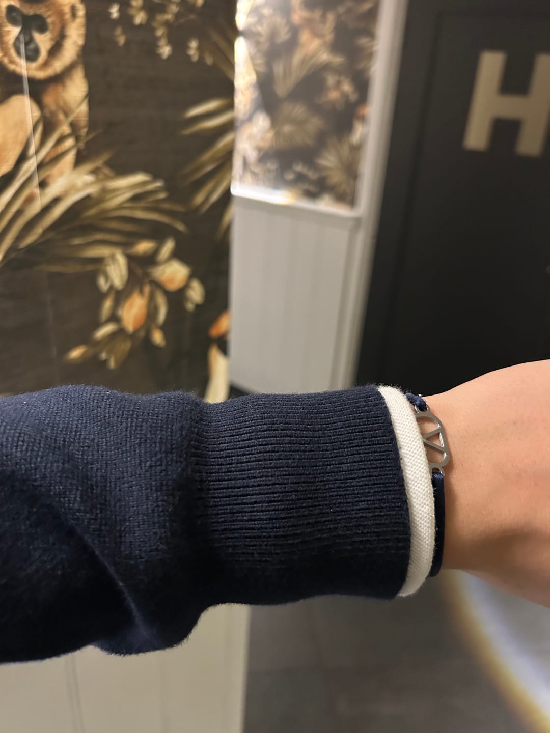 Customer photo review of Mys V Bracelet