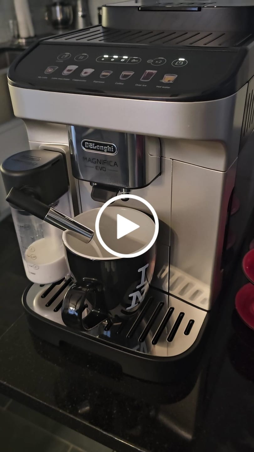 Customer video review of DeLonghi - Magnifica EVO (ECAM29084SB)