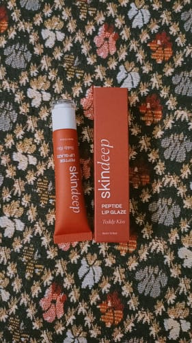 Customer photo review of Peptide Lip Glaze
