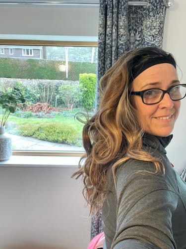 Customer photo review of The Headband Wig Perfect Wave