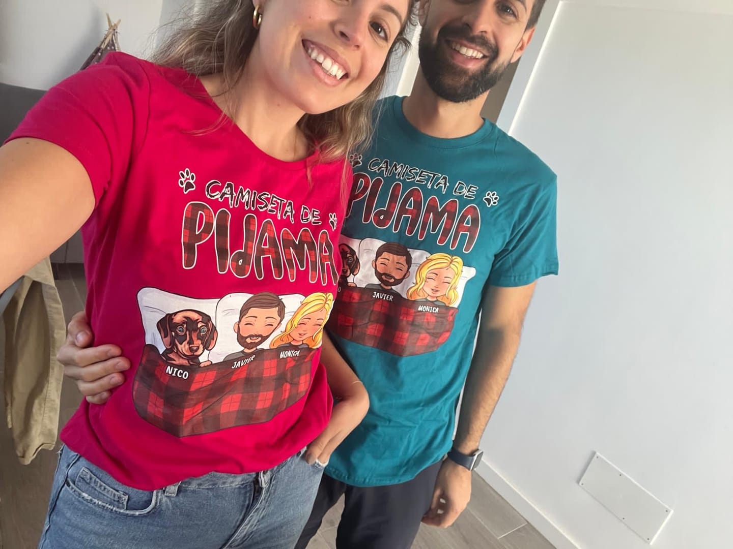 Customer photo review of Nuestra camiseta de pijama - Camiseta personalizada