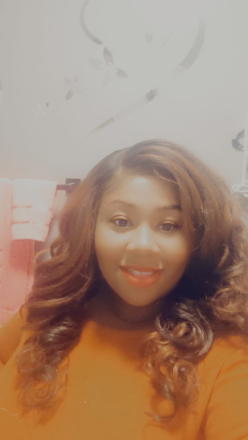 Customer photo review of Sensationnel Dashly Salt & Pepper Synthetic Hair 4" Deep Part HD Lace Front Wig - SP LACE UNIT 2