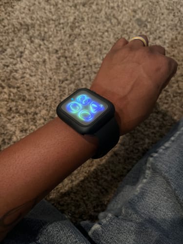 Customer photo review of Apple Watch Series 5