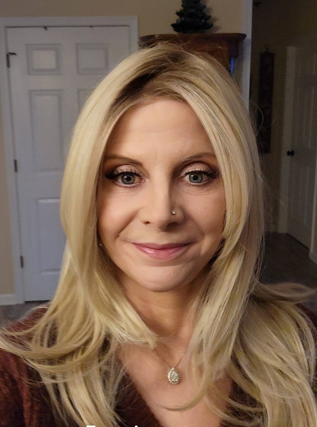 Customer photo review of EVERYDAY ELEGANCE - Paparazzi Blonde
