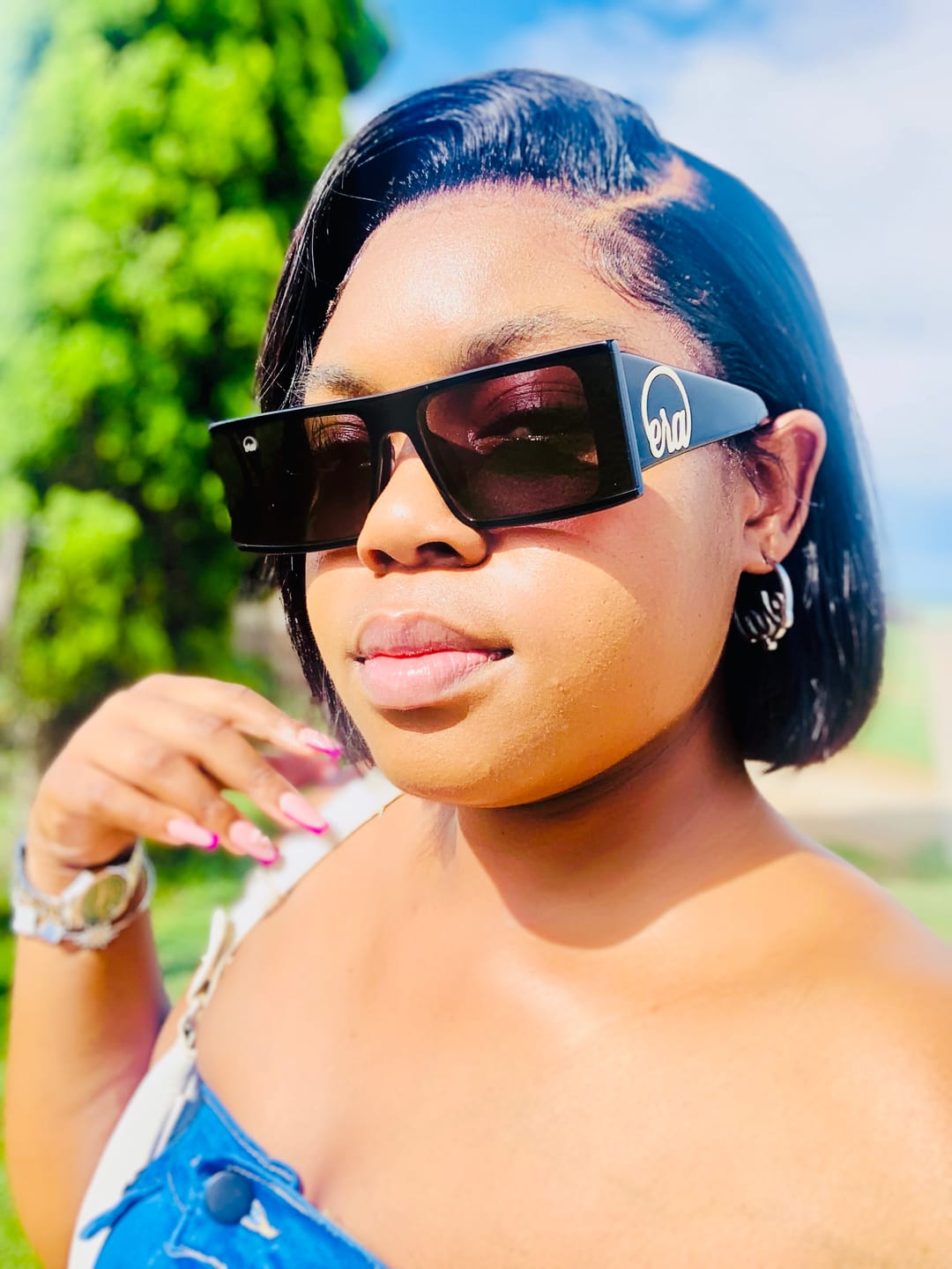 Customer photo review of Black Iconic Sunglasses