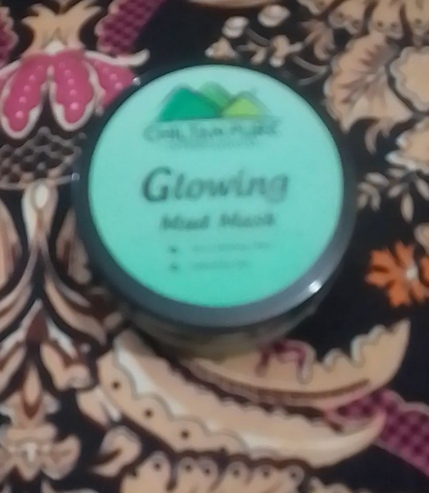 Customer photo review of Glowing Mud Mask – Unclog Pores Enhances Skin Hydration, Gives a Radiant Glow & Draw Out Impurities 150gm
