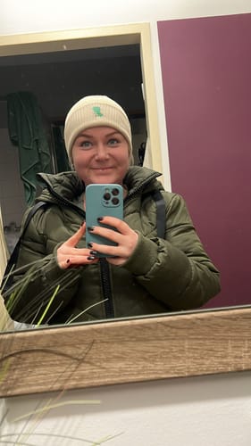 Customer photo review of VINOSAURIER - Premium Beanie