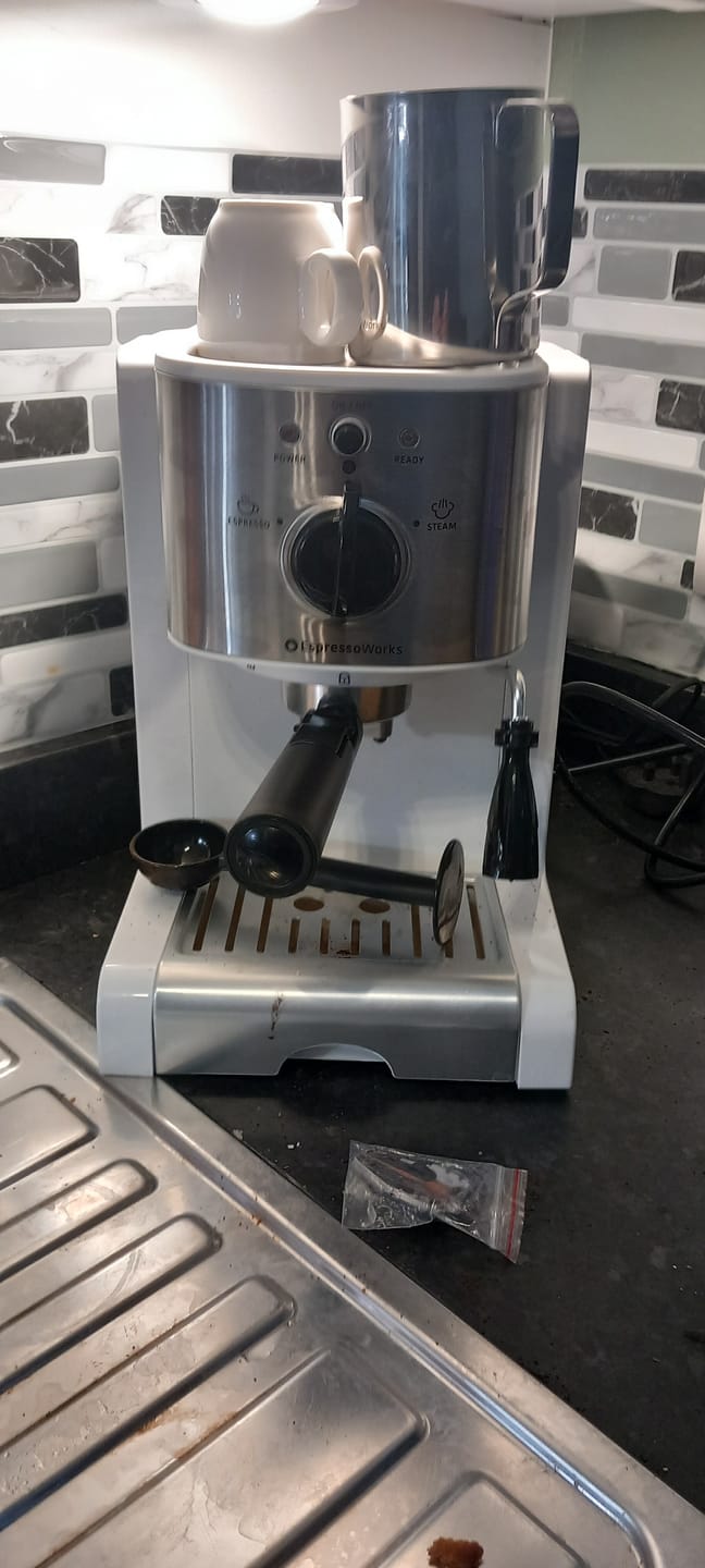 Customer photo review of 7-Piece EspressoWorks All-In-One Set - White