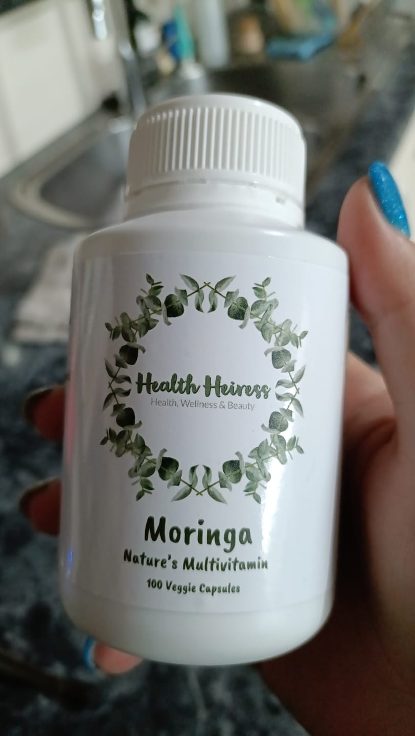 Customer photo review of Moringa 100 Capsules