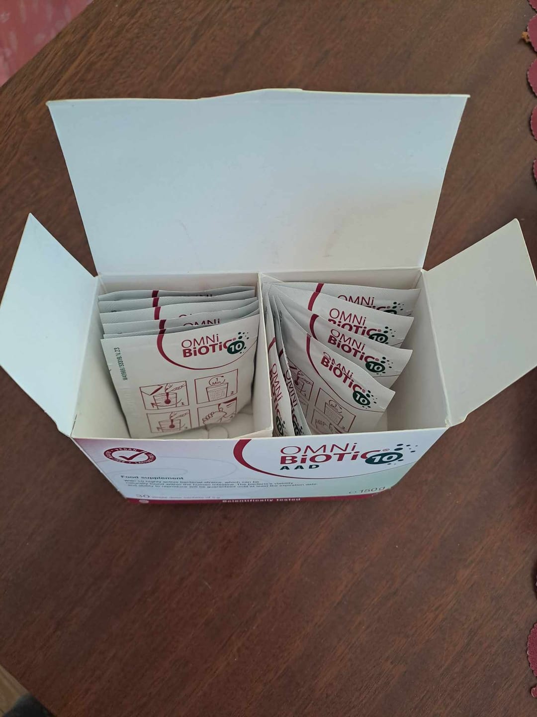 Customer photo review of OMNi-BiOTiC® 10 AAD INT