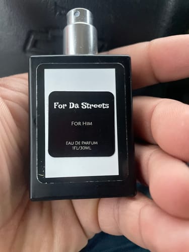 Customer photo review of Men's Cologne