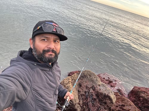 Customer photo review of 9'4" No Excuses Surf Travel Rod with Tube Medium-Heavy Action 3/4oz to 3oz