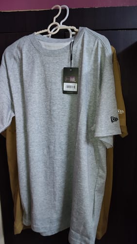 Customer photo review of Basic Cool Era Heather Gray Short Sleeve T-Shirt