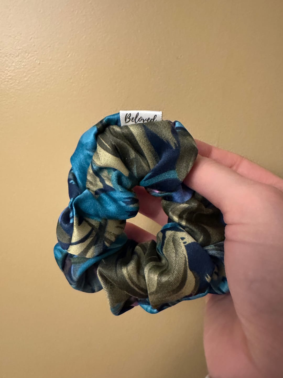 Customer photo review of Peacock - Satin