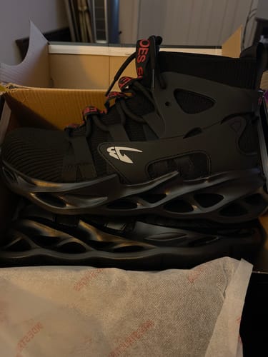 Customer photo review of Ares Black
