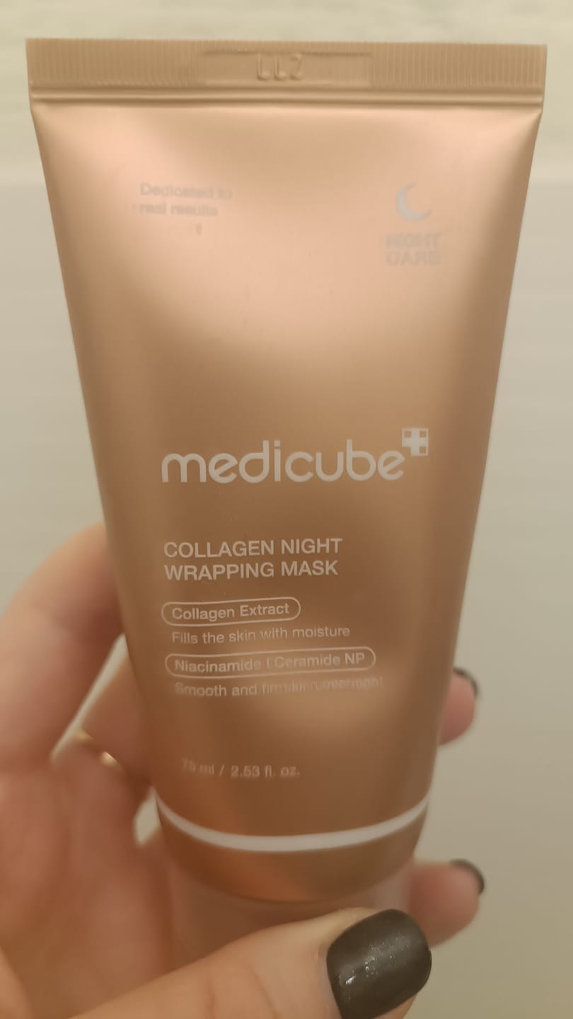 Customer photo review of Nostiprinoša nakts maska sejai Medicube Collagen Night Wrapping Mask