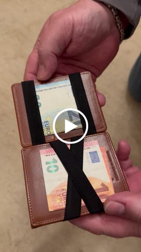 Customer video review of Flap Boy AirTag-Edition - Magic Wallet with Coin Pocket