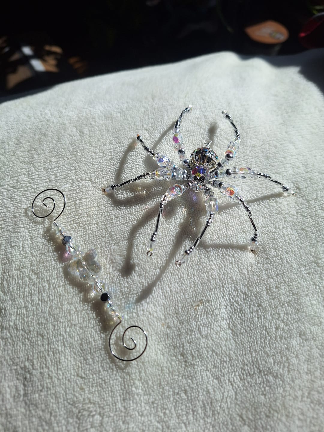 Customer photo review of Crystal Lamp Jumping Spider