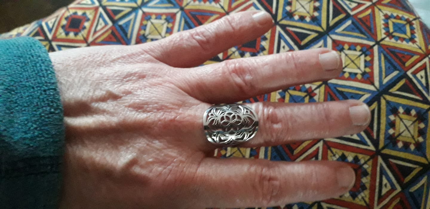 Customer photo review of Bague Ajustable "Fleur de Mandala"