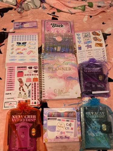 Customer photo review of The Dreamscape Financially Flawless Planner
