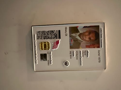Customer photo review of US ARMY SIGNAL CAC CARD BEST SELLING ARMY COIN VETERAN COIN CHALLENGE COIN COLLECTION