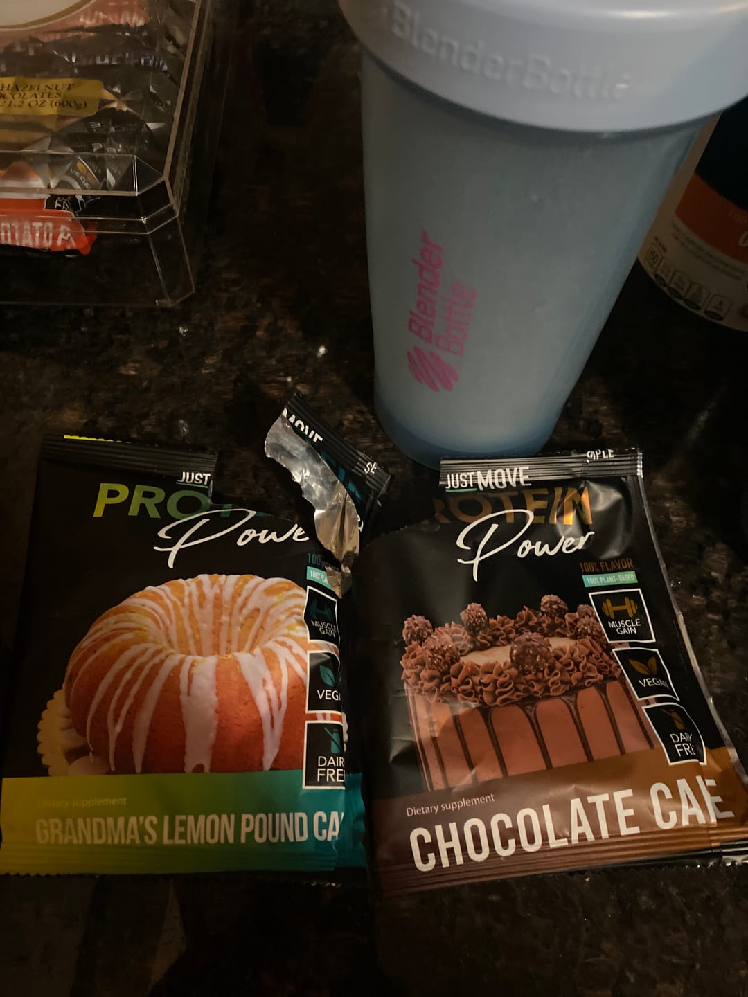 Customer photo review of The BLACK BOX - Assortment Box with FREE Juice Box
