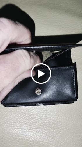Customer video review of Flap Boy - Magic Wallet with Coin Pocket