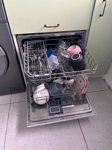 Customer photo review of Swan 8 Place Setting Countertop Dishwasher