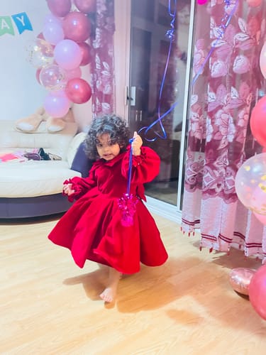 Customer photo review of Girl Christmas Dress Baby Girl Birthday Dresses Girl Autumn Elegant Red Long Sleeve Princess Dress