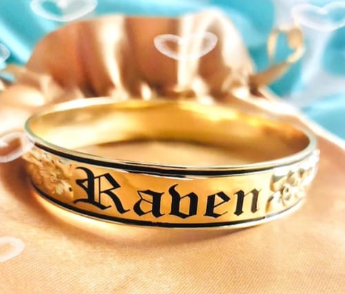 Customer photo review of 15mm Kamea Heirloom Personalized Bangle
