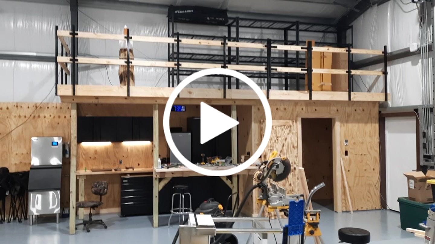 Customer video review of REIBII 35.6"W Metal Shelving 2500LBS Heavy-Duty Storage Shelves Adjustable Storage Shelves for Garage, Kitchen,Basement
