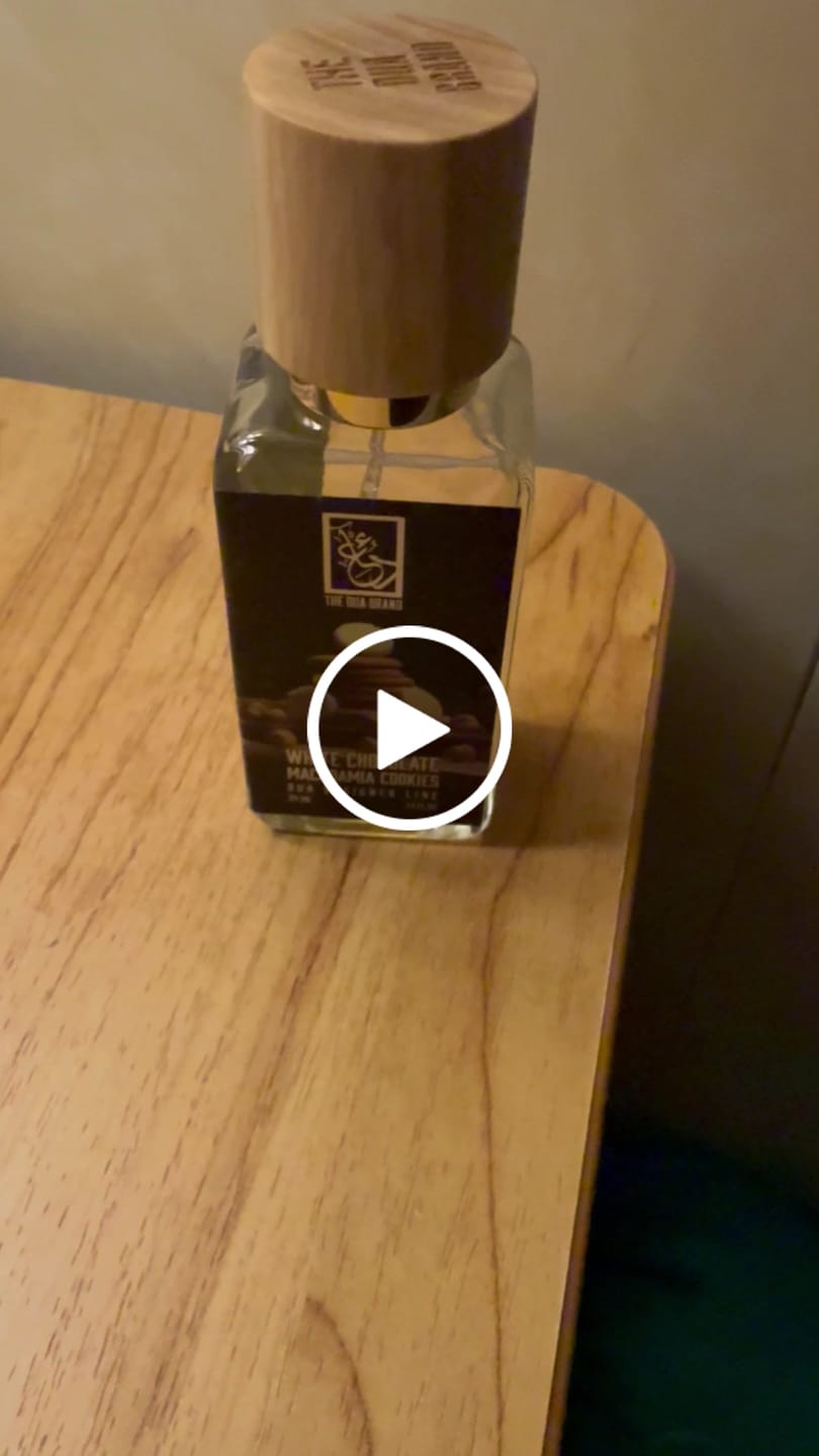 Customer video review of White Chocolate Macadamia Cookies