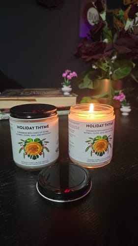 Customer photo review of Holiday Thyme Candle