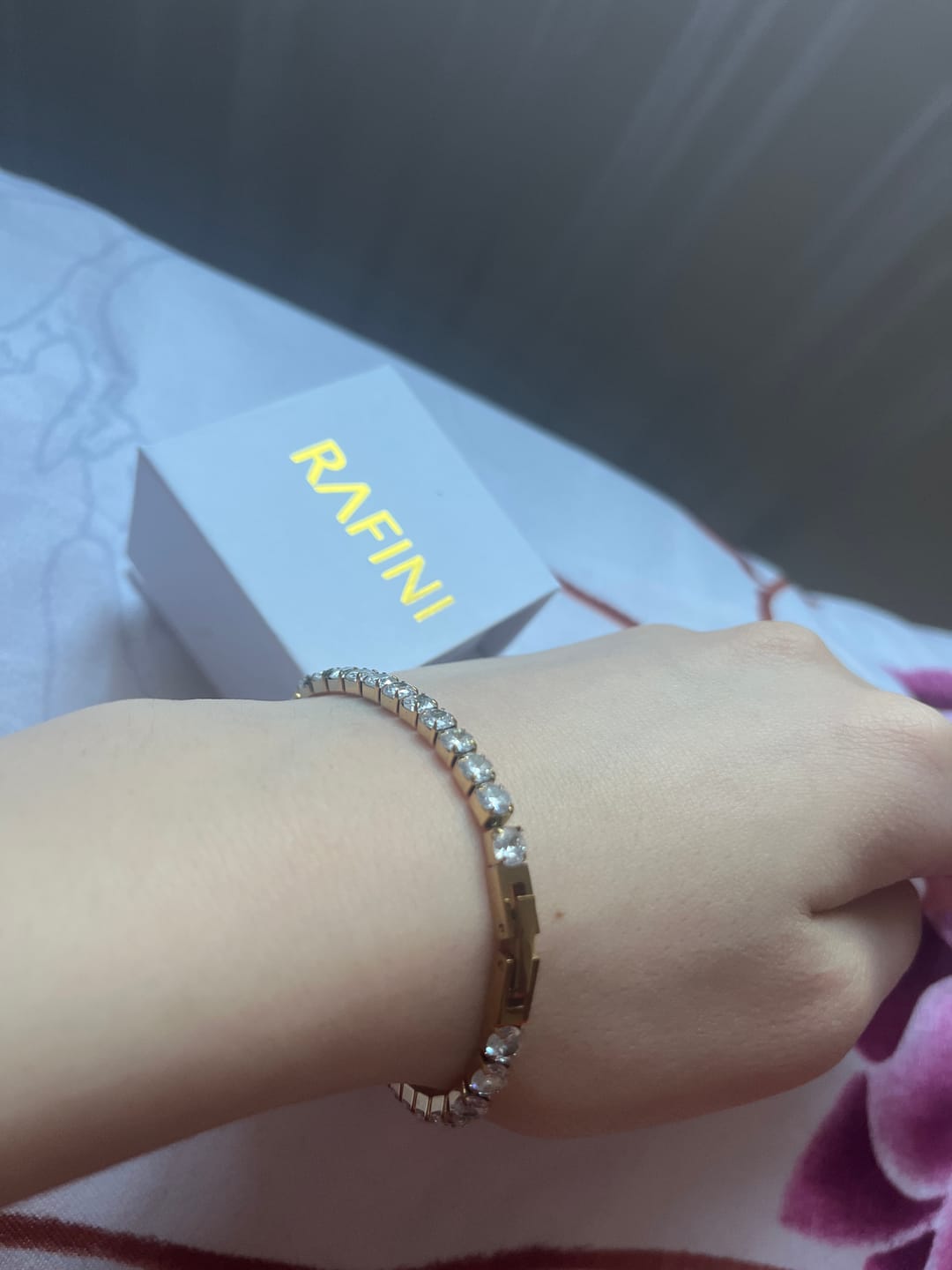 Customer photo review of Bratara Tennis Gold, 4mm