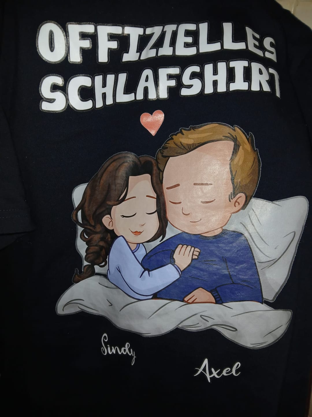 Customer photo review of Offizielles Schlafshirt - Personalisiertes T-Shirt für Paare