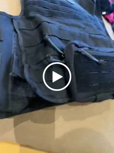 Customer video review of Utility Pouch BRAVO rechteckig in schwarz