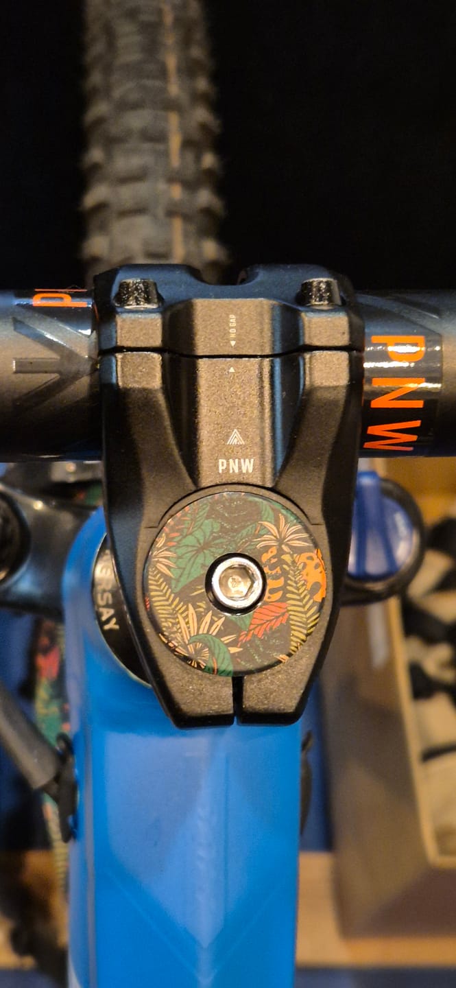 Customer photo review of Botanic Revival Topcap