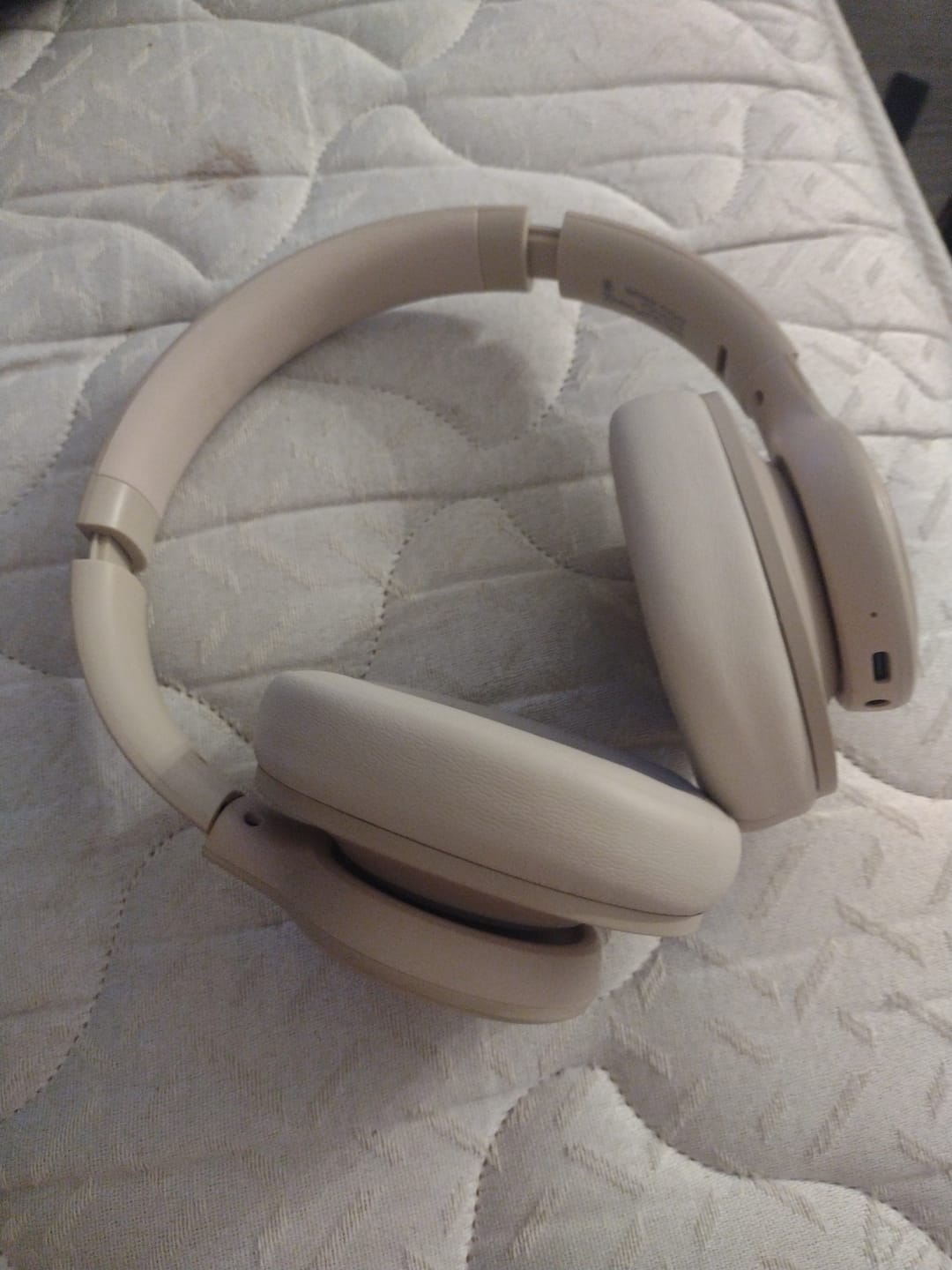 Customer photo review of Casque audio anti bruit Bluetooth P3960 - Adulte