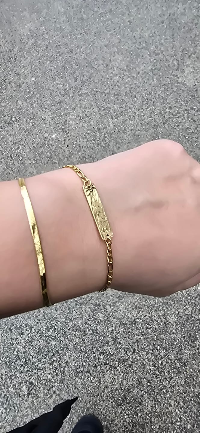 Customer photo review of Figaro Bar | Armband + Gravur