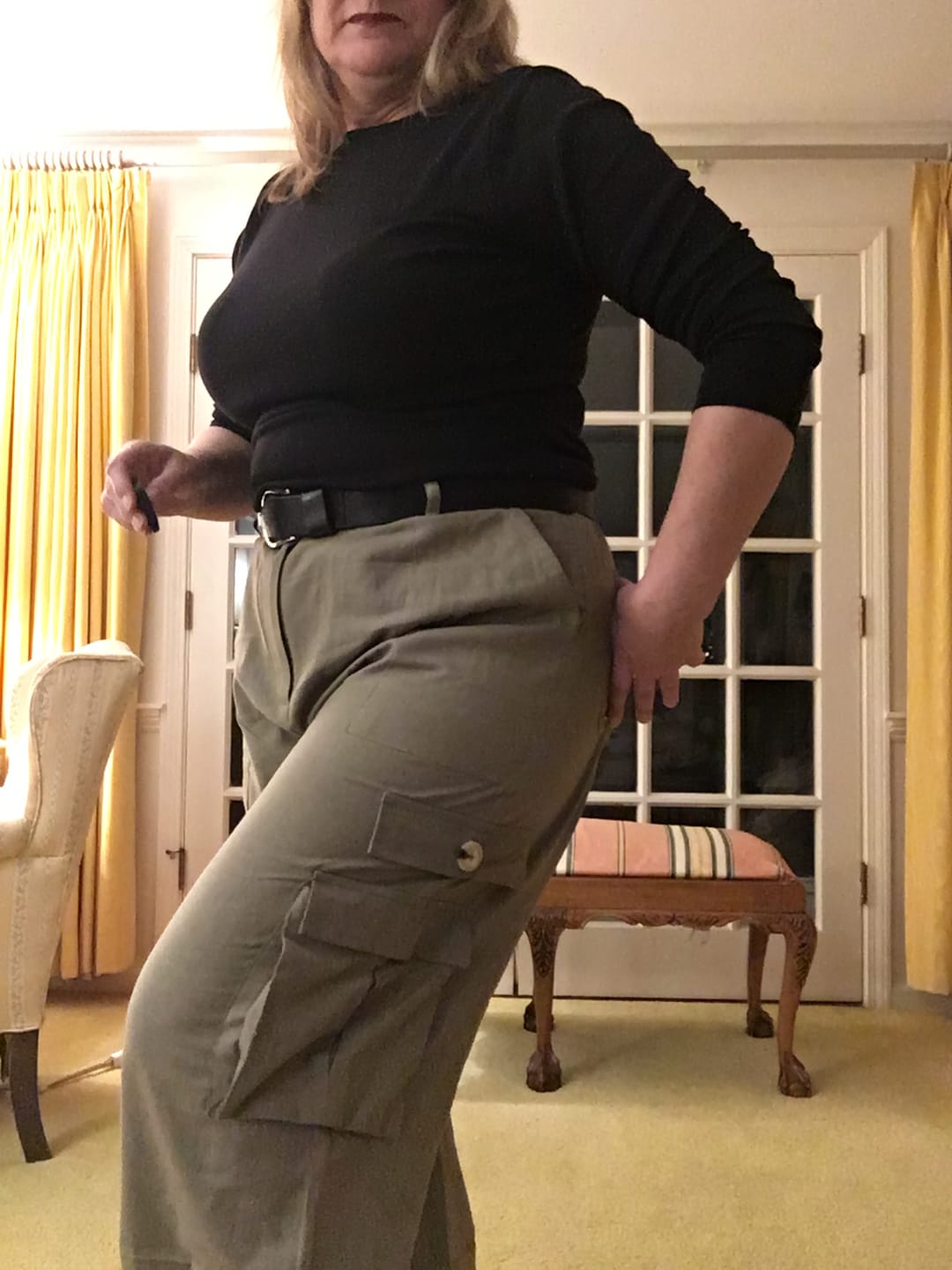 Customer photo review of Beige Cotton Flax Elasticated High-Rise Cargo Pant